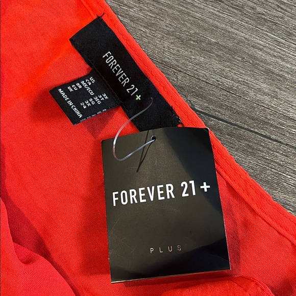 NWT Forever 21 Bold Red lightweight Dress 3X - Picture 3 of 5